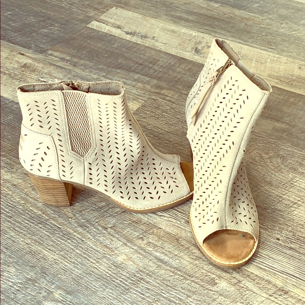 TOMS heeled sandals, worn only a couple of times!